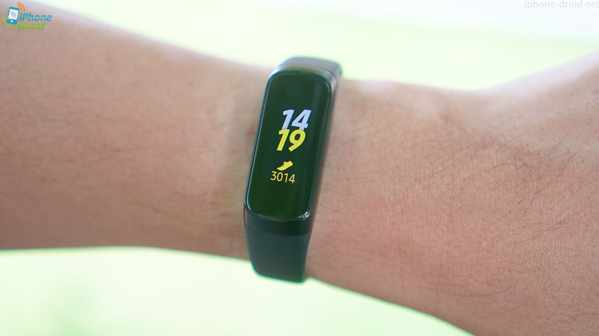 price of galaxy fit