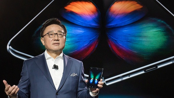 Samsung Galaxy Fold is almost ready to hit the market 1