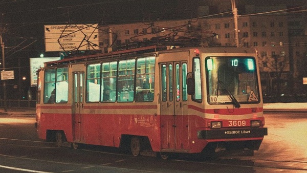Google Maps update brings ride-sharing and biking to transit directions