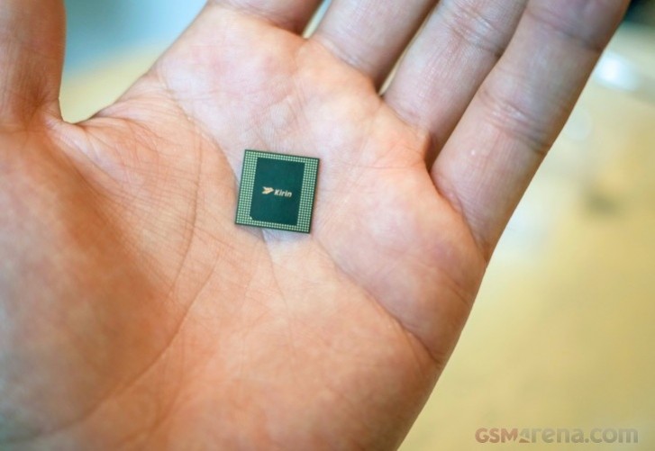 Huawei teases Kirin 990 chipset, coming September 6