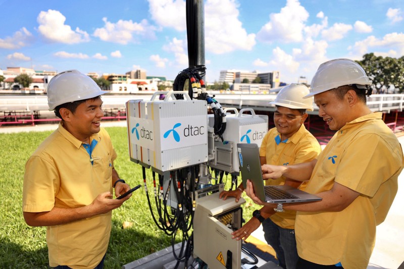 dtac Royal Barge Procession