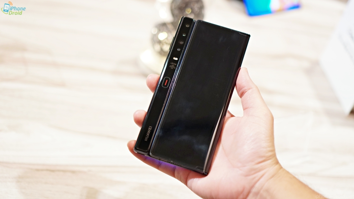 Huawei Mate Xs Hands-On first look in Thailand