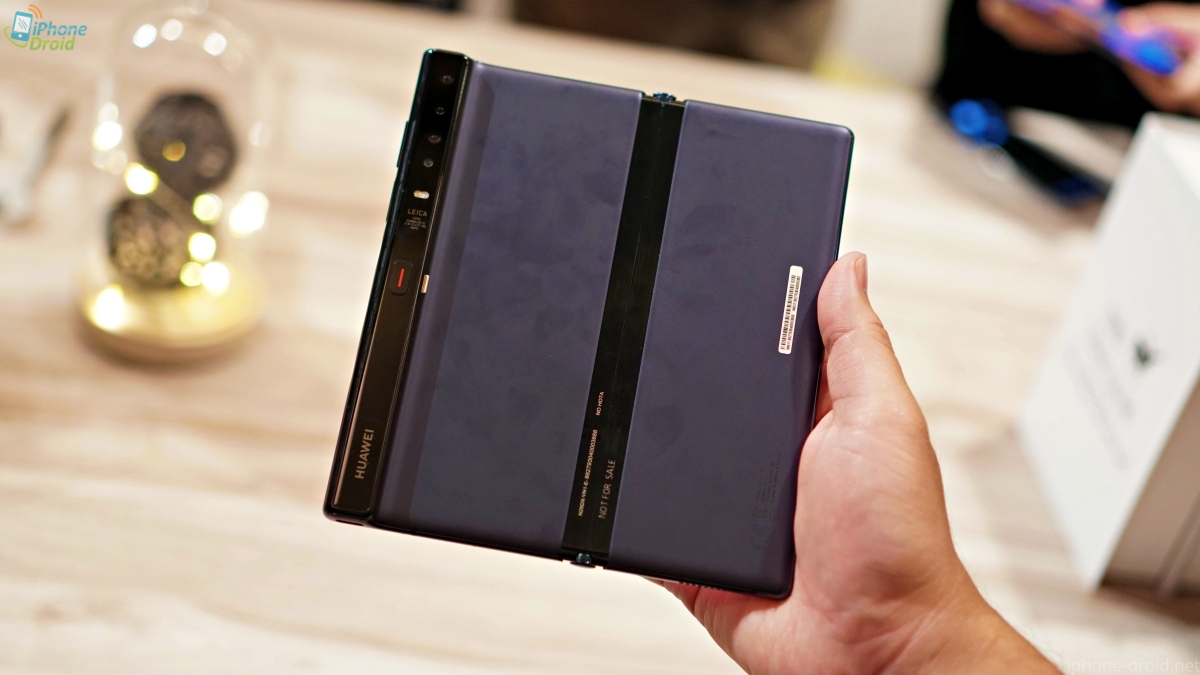 Huawei Mate Xs Hands-On first look in Thailand