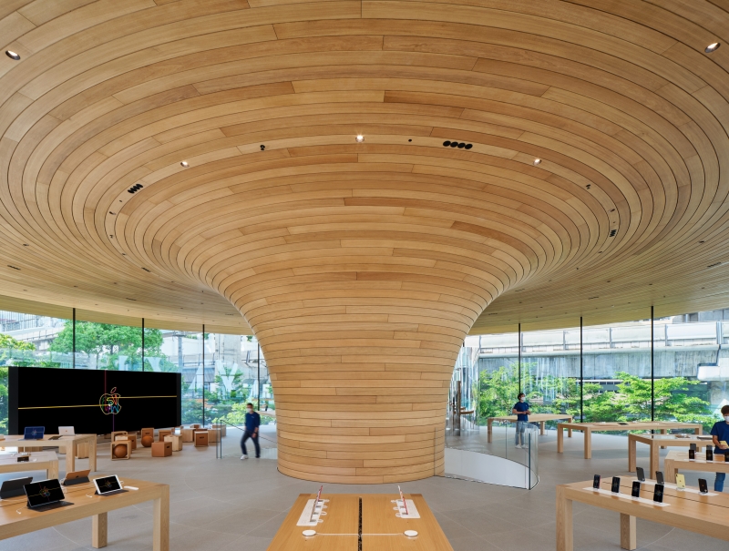Apple Central World in Thailand