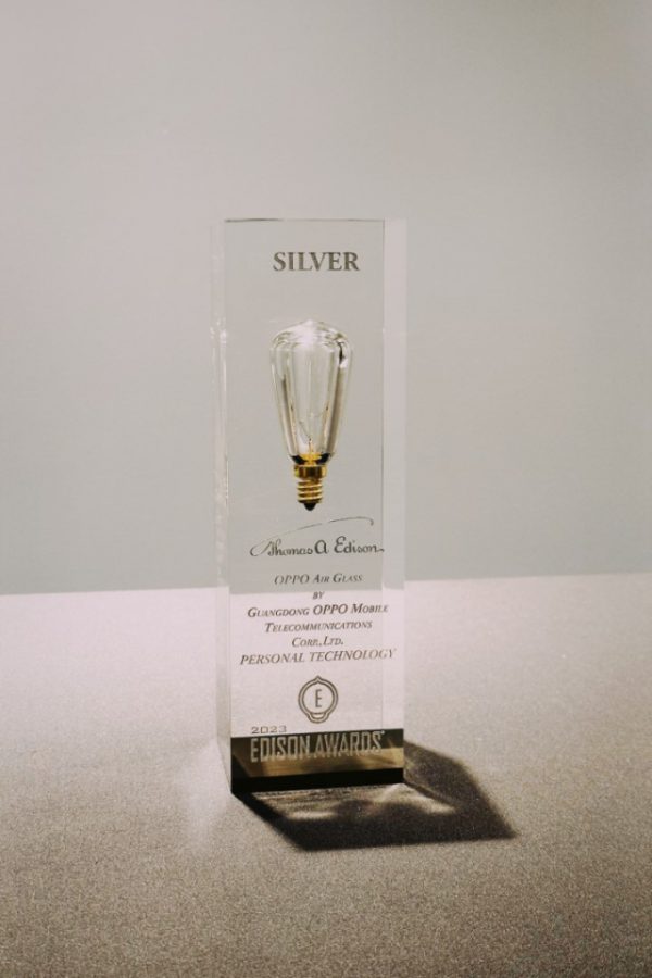 OPPO Air Glass wins silver at the 2023 Edison Awards