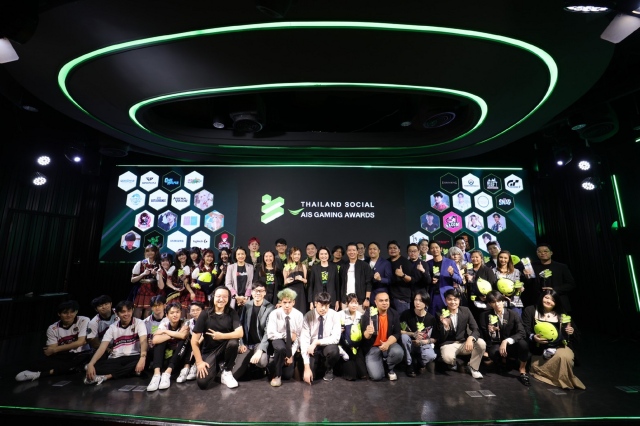 AIS and Wisesight join hands to organize the 3 rd Thailand
Social AIS Gaming Award,