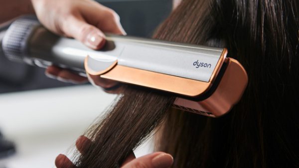dyson hair straightener airstrait