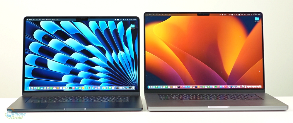 MacBook Air 15 นิ้ว ชิป M2 (ซ้าย) และ MacBook Pro 16 นิ้ว ชิป M1 Max (ขวา)