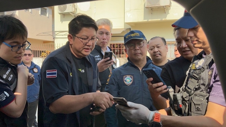 AIS and Cyber Police crack down on fake SMS sending devices