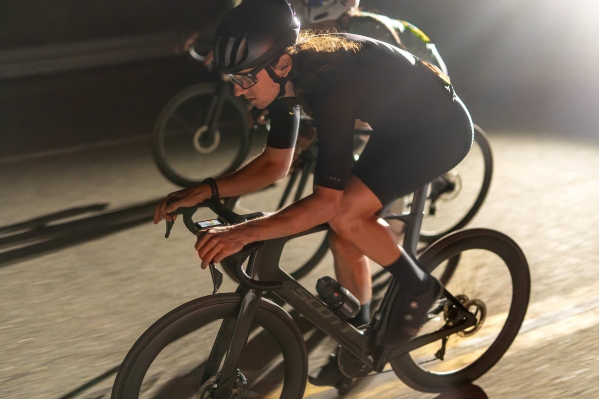 GARMIN Launches New Cycling Devices Edge 550 850 and Rally 110 210