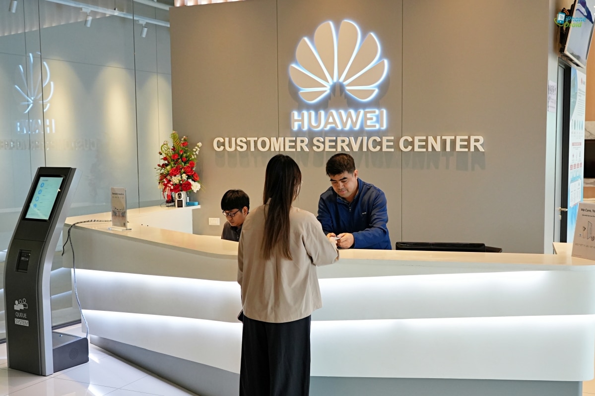 HUAWEI Service Giving Season