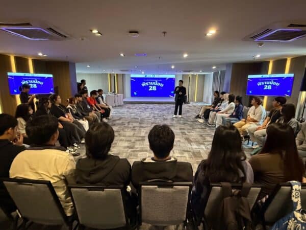 True supports the 28th Young Journalist Program