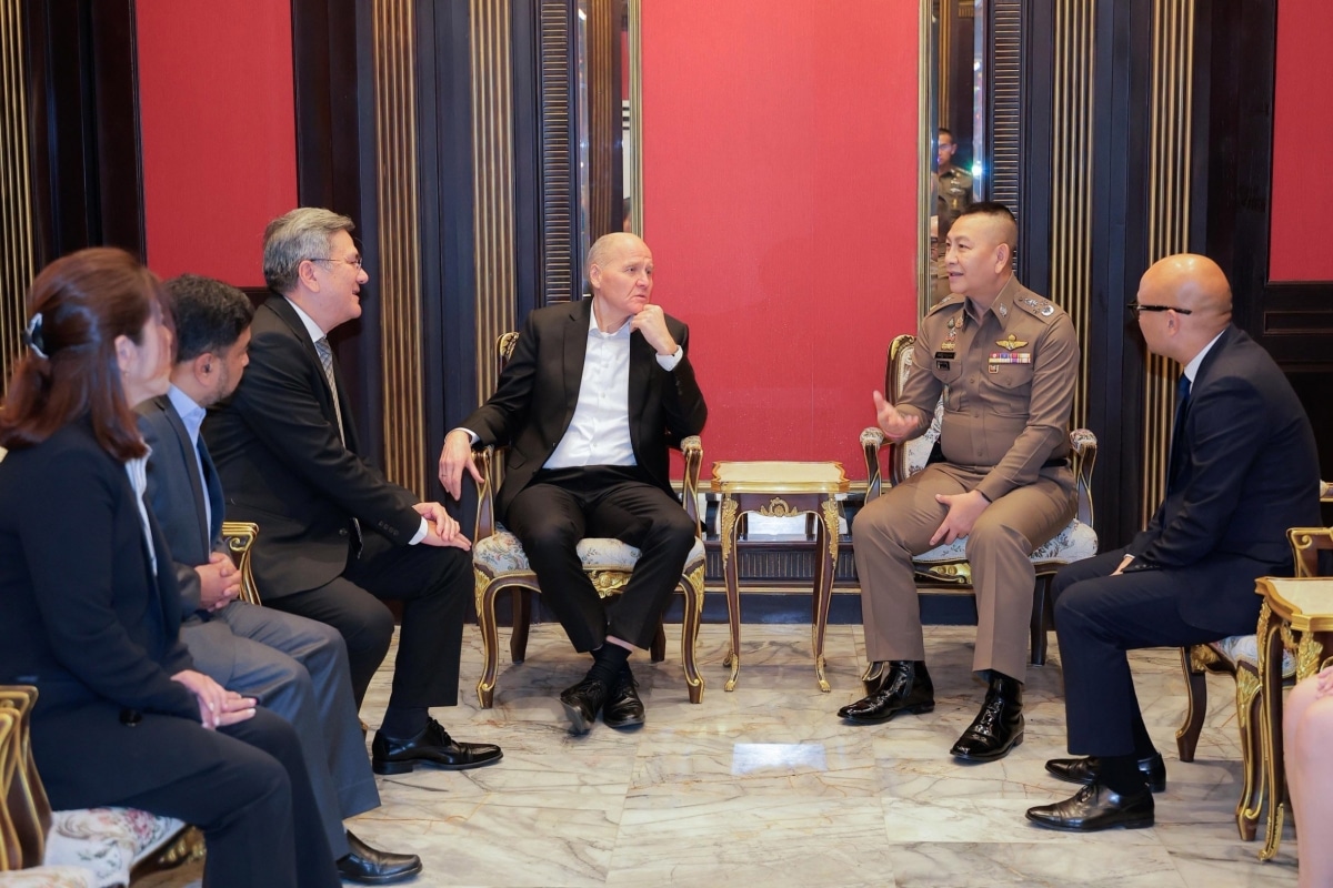 True Corporation Meets Police Chief to Combat Transnational Call Center Gangs