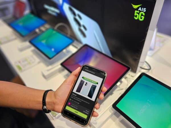 AIS Offers Up to 6,000 Baht Off Bare Phones With 10 Points