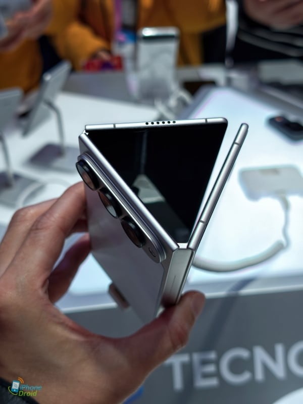 TECNO PHANTOM Ultimate G Fold Concept