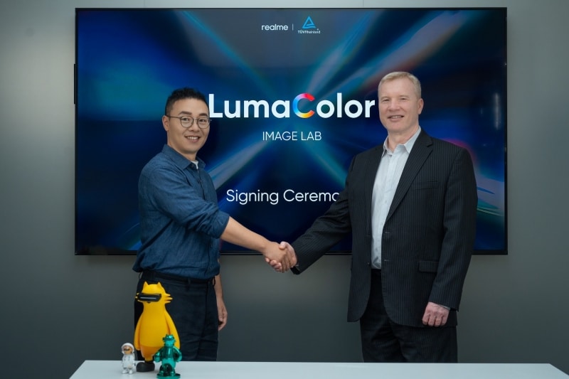 realme 16 Pro 5G First Phone with 200MP Periscope Camera and LumaColor