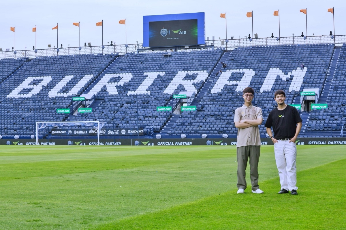 AIS Partners with Buriram United, Plans New Fan Benefits