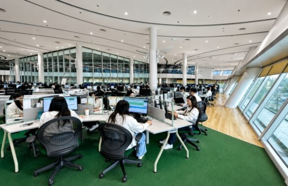 Pic3_AIS Contact Center